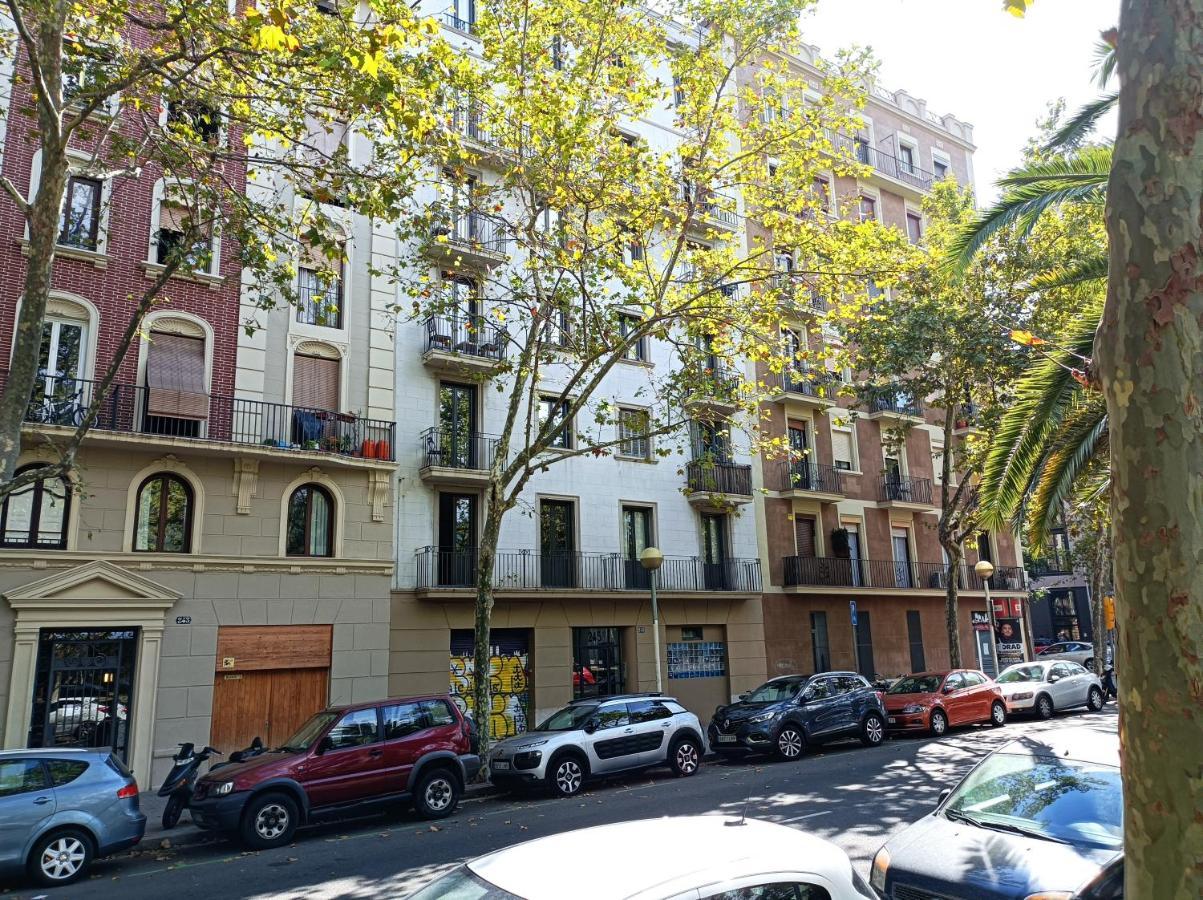 Urban Loft Barcelona Diagonal Super Ubicacion Wifi Διαμέρισμα Εξωτερικό φωτογραφία